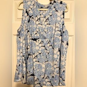 Sleeveless Long top 2 X size